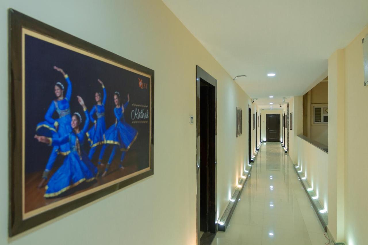 Iris At Nest Hotel Haidarábád Kültér fotó